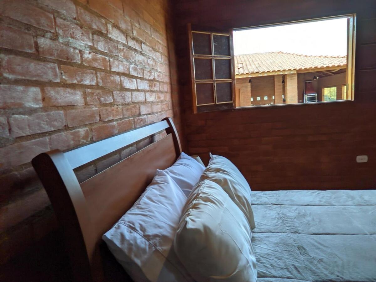 Recanto Alvorada - Casa De Campo Santo Antônio do Pinhal Eksteriør billede